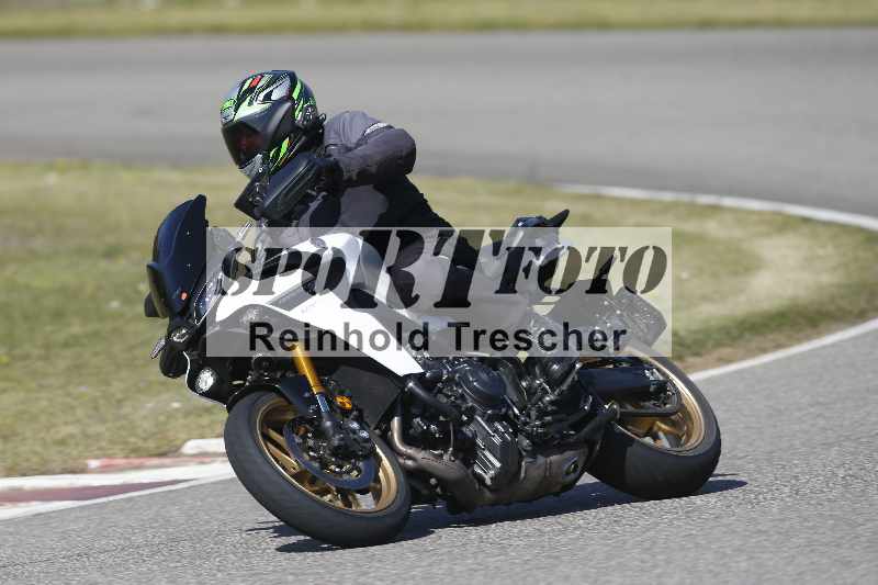 /01 02.04.2026 MAZ ADR/Gruppe rot/unklar